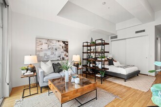350 W Ash St in San Diego, CA - Building Photo - Building Photo