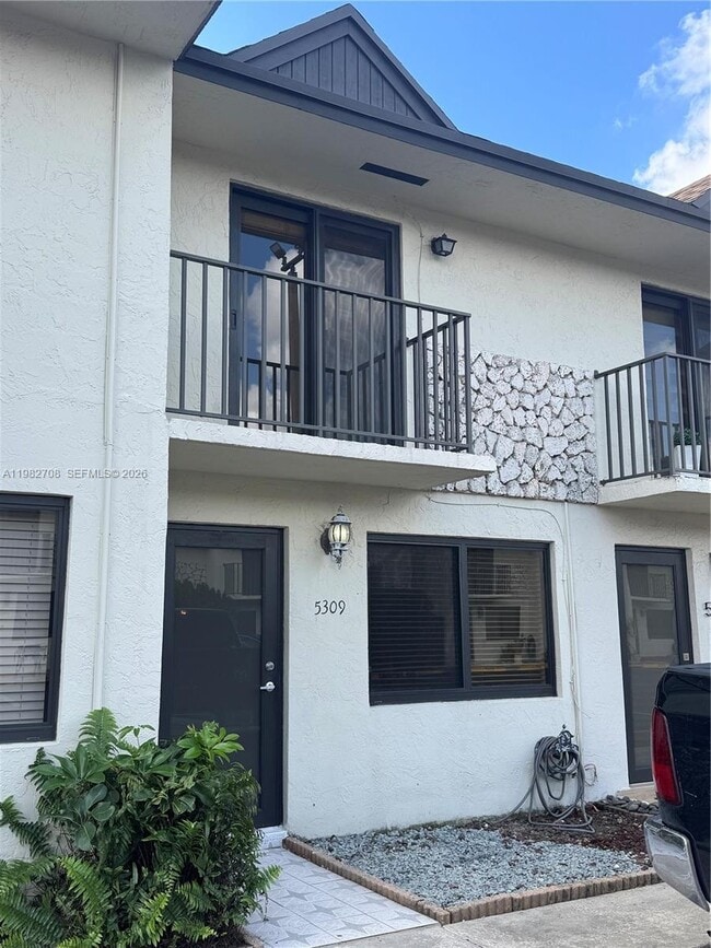 property at 5309 W 22nd Ct