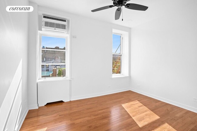 property at 51 Bank St