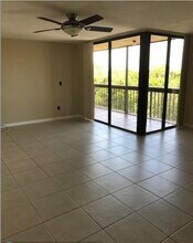 950 Lavers Cir in Delray Beach, FL - Building Photo - Building Photo