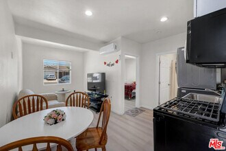 7703 Baird Ave in Los Angeles, CA - Building Photo - Building Photo