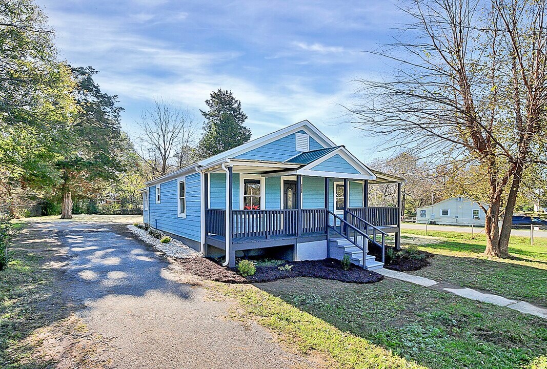 209 Fairdale St in Kings Mountain, NC - Building Photo