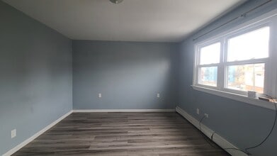 6108 Durham Ave, Unit 2 in North Bergen, NJ - Building Photo - Building Photo