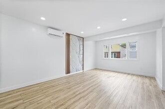 1 Sisson Ct in Bayonne, NJ - Building Photo - Building Photo