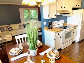 2200 Brookview Ct in Oshkosh, WI - Building Photo - Building Photo