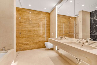 53 W 53rd St in New York, NY - Building Photo - Building Photo