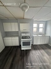 7 Summit St in Yonkers, NY - Building Photo - Building Photo