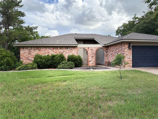 3225 Westchester Dr in Abilene, TX - Building Photo