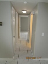 1155 Royalwood Dr in Holiday, FL - Building Photo - Building Photo