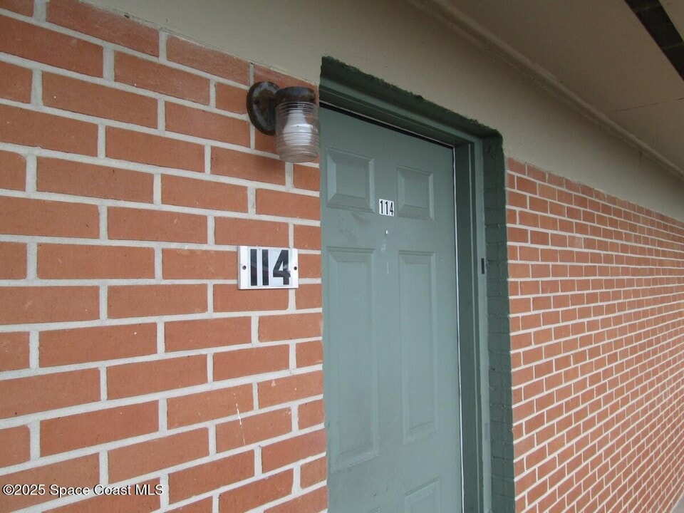 800 N Fiske Blvd in Cocoa, FL - Building Photo