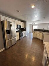 16498 E Phillips Pl in Englewood, CO - Building Photo - Building Photo