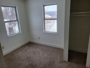 610 Short St, Unit 610 Short Street in Clairton, PA - Foto de edificio - Building Photo