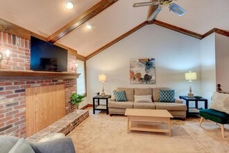 8109 Johnstown Ct in Indianapolis, IN - Building Photo - Building Photo