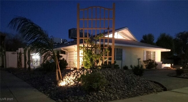 property at 1819 S Beverly Way