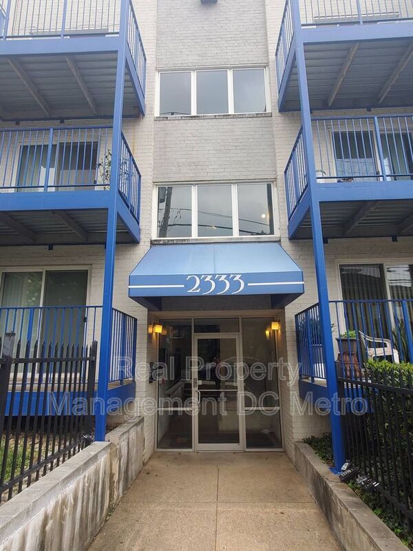 property at 2333 16th St SE