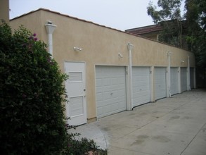 530 E Windsor Rd in Glendale, CA - Building Photo - Building Photo