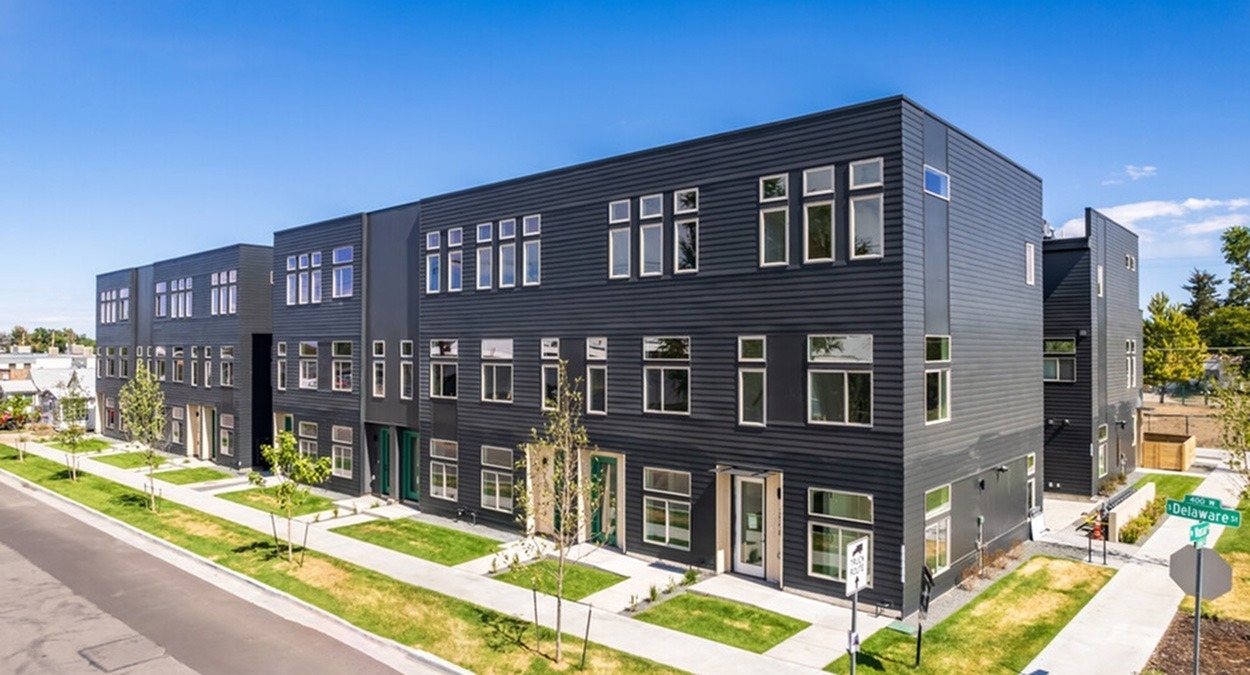 Delaware Street Townhomes in Denver, CO - Foto de edificio