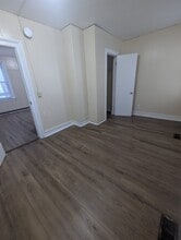 34 Hallock St, Unit 1 in New Haven, CT - Foto de edificio - Building Photo