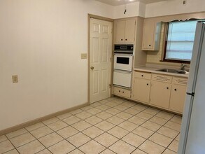 1505 Brown Ave, Unit 1505 in Rockford, IL - Building Photo - Building Photo