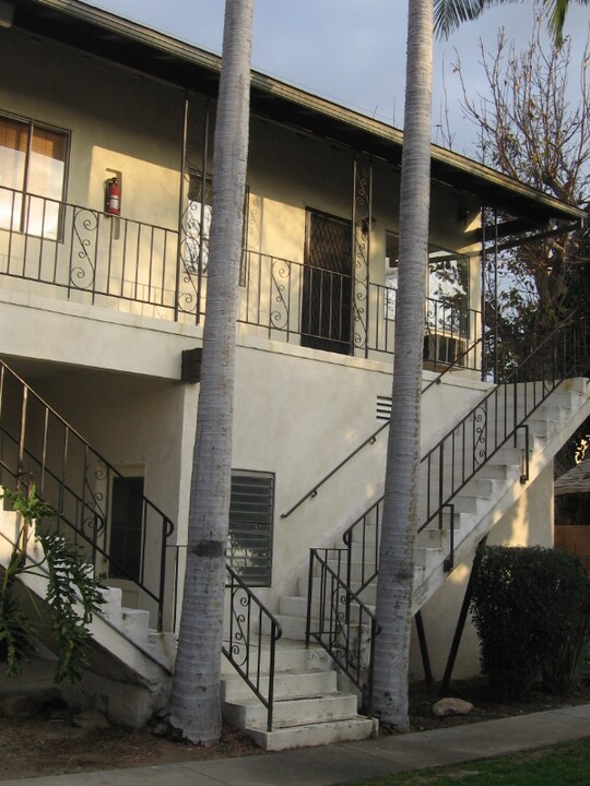 6230 Milton Ave in Whittier, CA - Building Photo