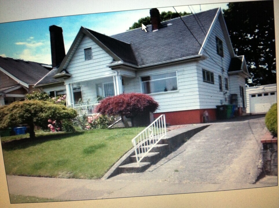 3213 NE 11th Ave in Portland, OR - Building Photo