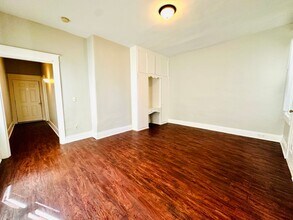 621 E Burnett Ave in Louisville, KY - Building Photo - Building Photo