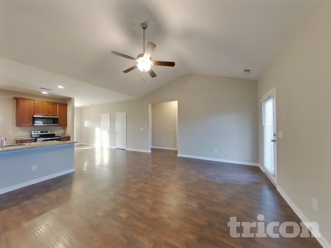 815 Ellyson Dr in Spring Hill, TN - Building Photo - Building Photo