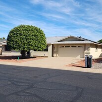 19221 N Welk Dr in Sun City, AZ - Building Photo