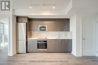 2545 Simcoe St N in Oshawa, ON - Building Photo - Building Photo