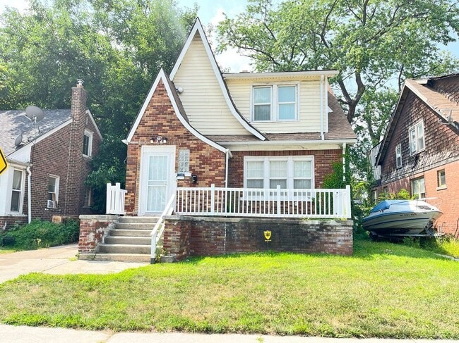 property at 15863 Kentucky St