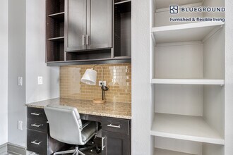 3201 Esperanza Crossing in Austin, TX - Building Photo - Building Photo