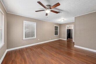 1200 8th Ave N in Texas City, TX - Foto de edificio - Building Photo