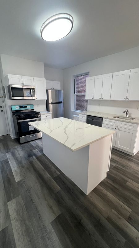 140 Franklin Ave in Nutley, NJ - Building Photo - Building Photo