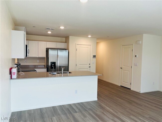 property at 10160 Mulberry Rdg St
