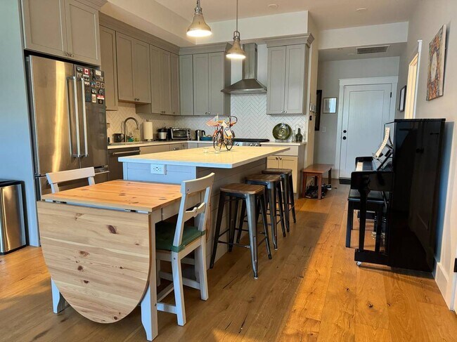 property at 29 Woodbine St
