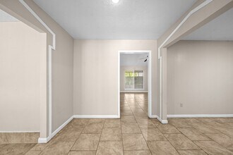 11111 Longcommon Dr in Houston, TX - Building Photo - Building Photo