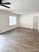 1423 N Wilshire Ct in Kinston, NC - Building Photo - Building Photo