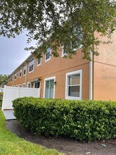 9403 Tawnyberry St in Orlando, FL - Building Photo - Building Photo