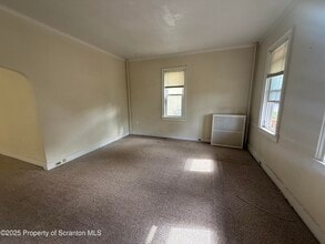1349 Capouse Ave in Scranton, PA - Building Photo - Building Photo