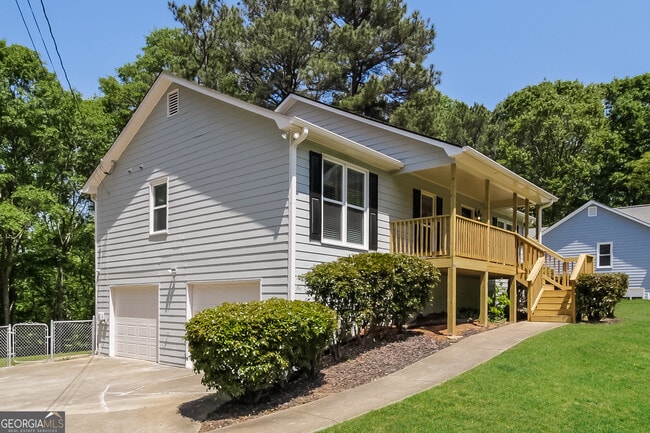 333 Oak Landing Cir in Douglasville, GA - Building Photo - Building Photo