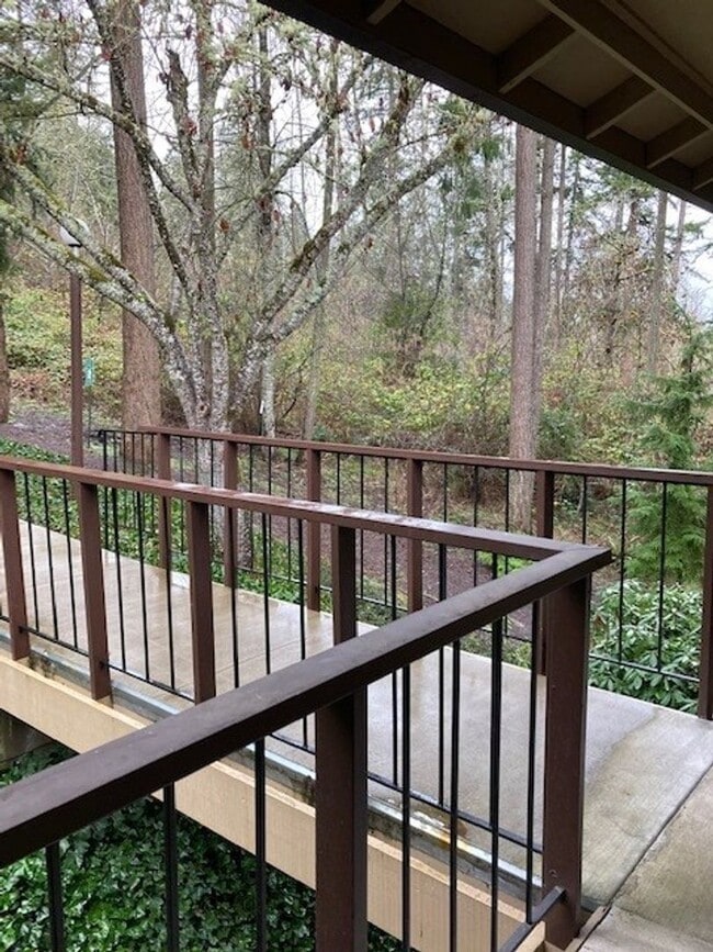 3883 Colony Oaks Dr in Eugene, OR - Building Photo - Building Photo