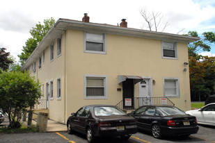 506 Sylvan Ave Apartments