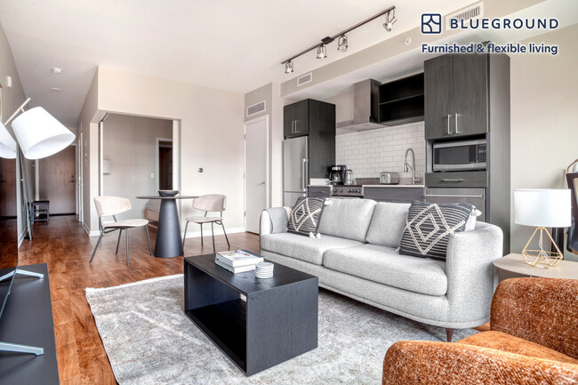1011 4th St NW, Unit FL8-ID596