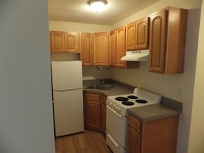 1581 Commercial St in Weymouth, MA - Building Photo - Building Photo