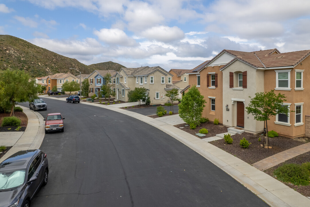 Ridgeline at Westridge in Lake Elsinore, CA - Building Photo