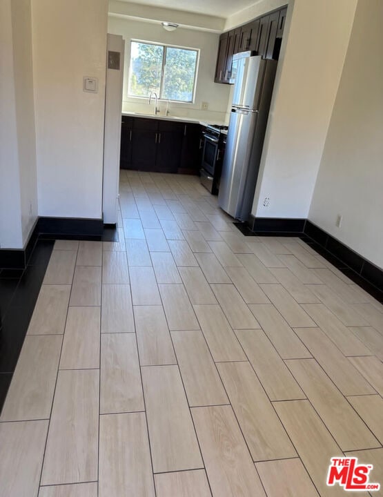 property at 366 N Ave 51