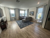 25333 Villager Ln in Hayward, CA - Foto de edificio - Building Photo