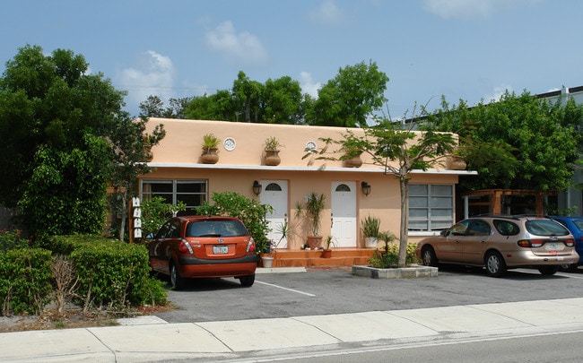 714 N Federal Hwy in Lake Worth, FL - Building Photo - Building Photo