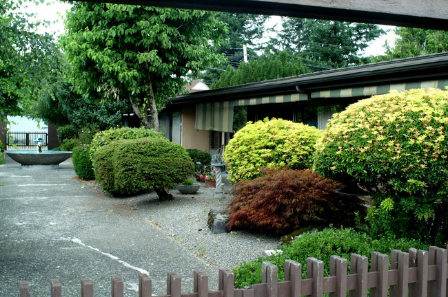 208 Main Ave N in North Bend, WA - Building Photo - Building Photo