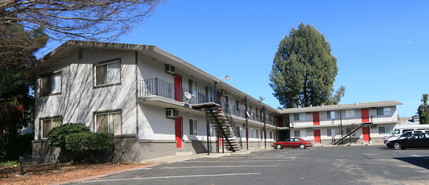 Taylor Terrace in Sacramento, CA - Building Photo - Building Photo